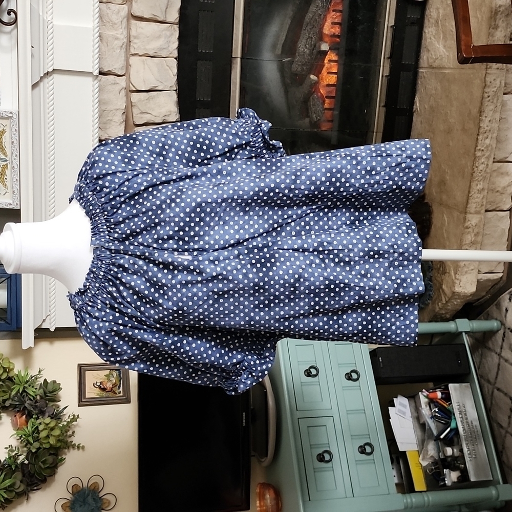 Gap polka dot short sleeve top